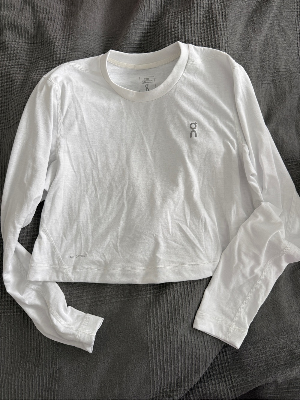 On Running White Long-Sleeve Cropped Performance Top